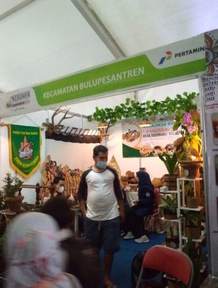 Partisipasi Pemdes Setrojenar Dalam Mensukseskan KIE 02