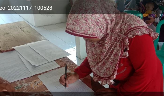 PENYALURAN BLT DD BULAN OKTOBER DAN NOVEMBER DESA SETROJENAR 02