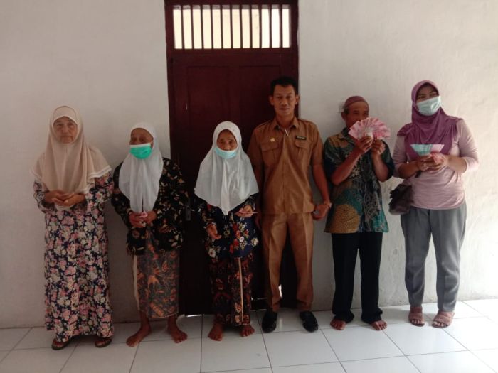 PEMDES SETROJENAR MENYALURKAN DANA BLT DD BULAN JANUARU, FEBRUARI, MARET TAHUN 2022